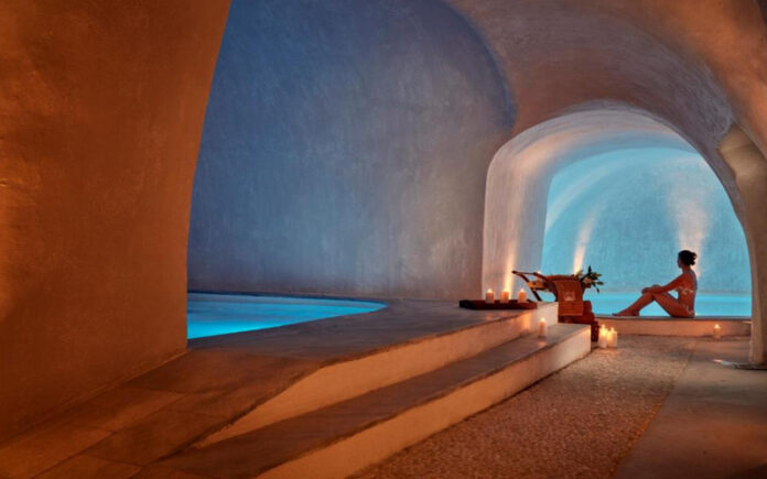 Top 10 Things to Do in Santorini for Solo Travellers