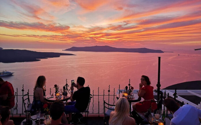 10 Santorini Bars with the Best Views for a Sunset Cocktail