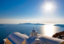 A first-time guide to Santorini, Greece