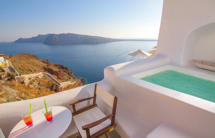 Santorini accommodation